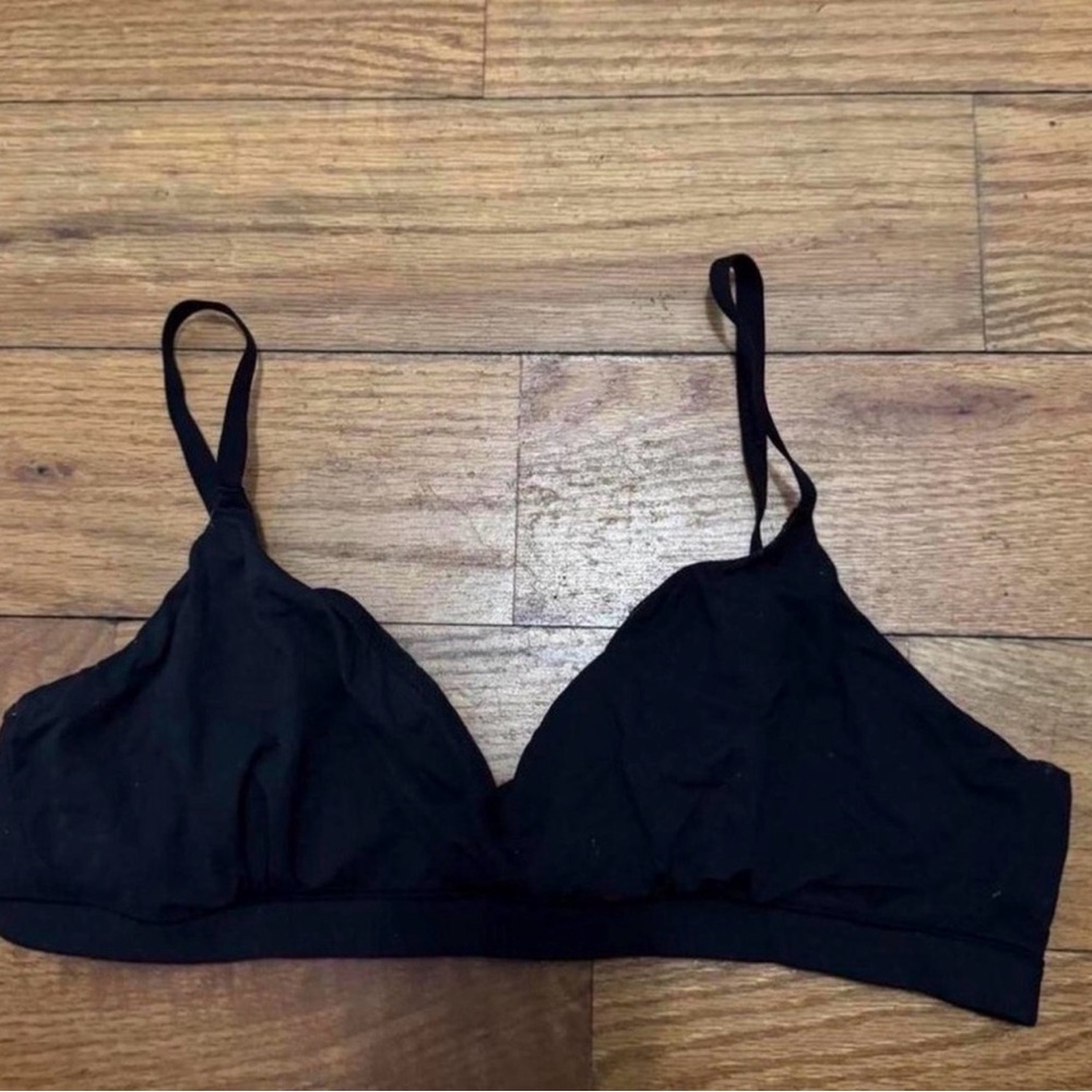 SKIMS Fits Everybody Crossover Bralette